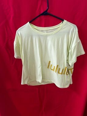 lululemon athletica Light Yellow Cropped Logo Tee